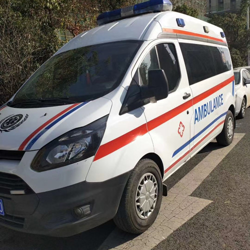 莲湖品质救护车出租,为您的健康出行负责